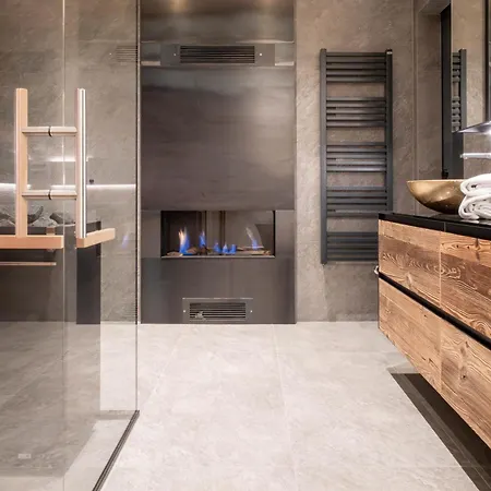 Hollywood Dream Penthouse & Apartments Mit Privater Sauna Nahe Ischgl Kappl  Exterior photo
