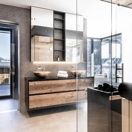Hollywood Dream Penthouse & Apartments Mit Privater Sauna Nahe Ischgl Kappl  Exterior photo