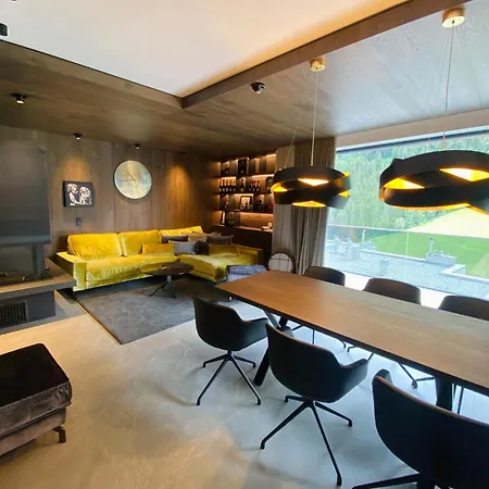 Hollywood Dream Penthouse & Apartments Mit Privater Sauna Nahe Ischgl Kappl  Exterior photo