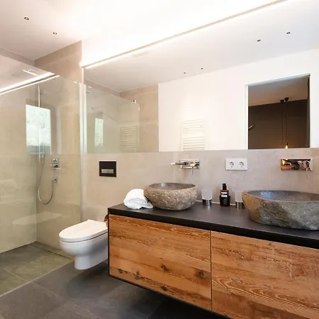 Hollywood Dream Penthouse & Apartments Mit Privater Sauna Nahe Ischgl Kappl  Exterior photo