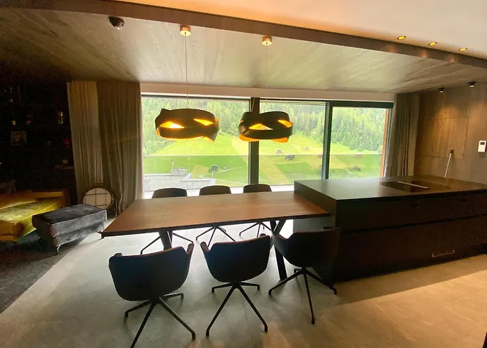 Hollywood Dream Penthouse & Apartments Mit Privater Sauna Nahe Ischgl
